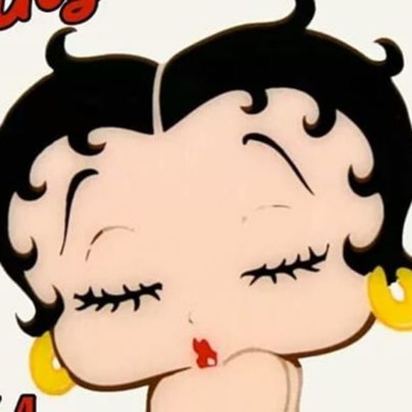 Meet your Posher, Laurie - Picture 1 of 1